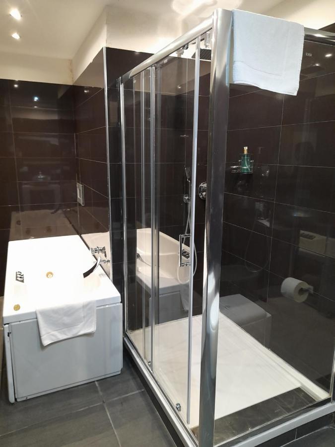 Mayfair Lifestyle Suites By Babylon Stay Nápoly Kültér fotó