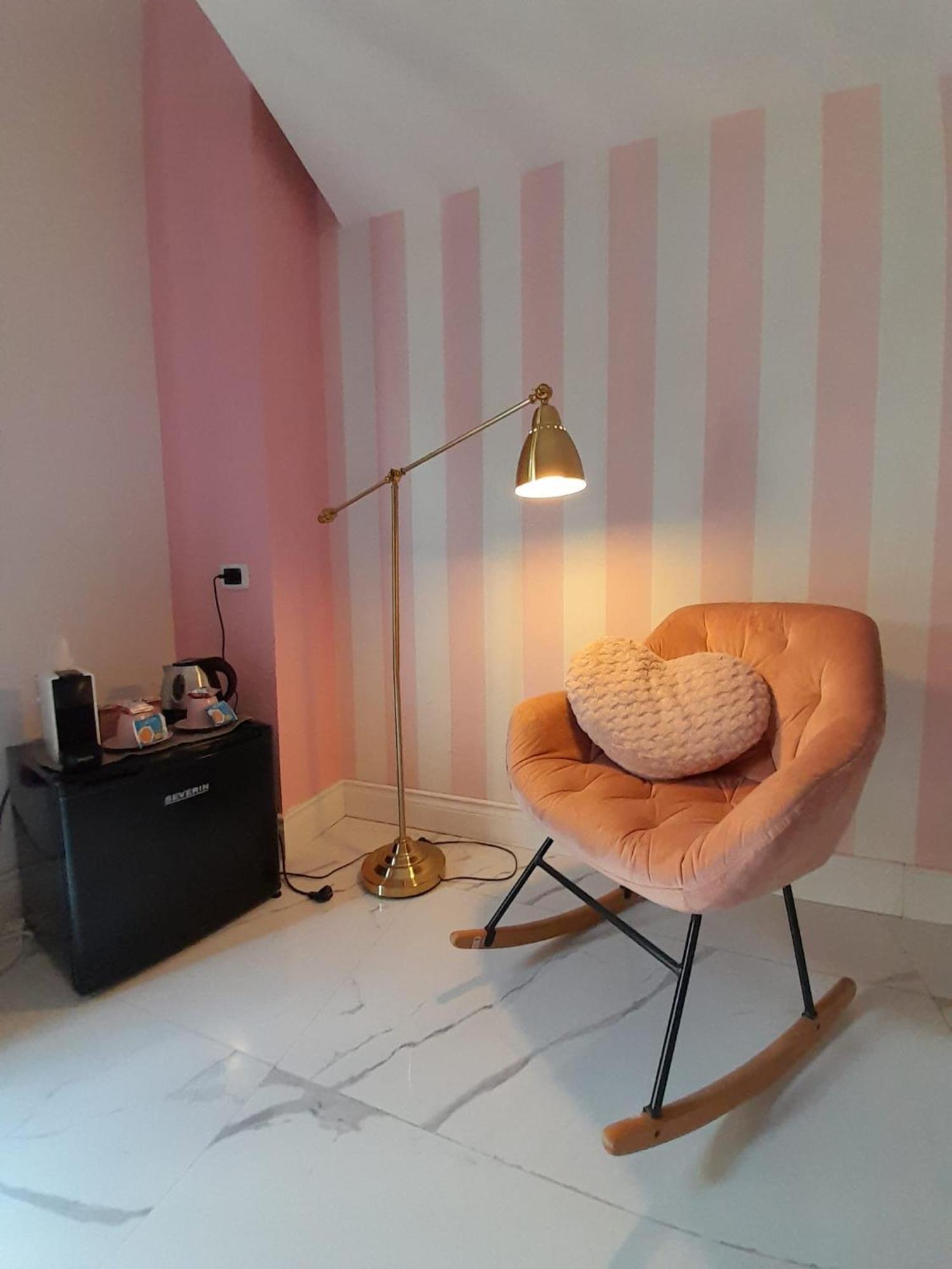 Mayfair Lifestyle Suites By Babylon Stay Nápoly Kültér fotó